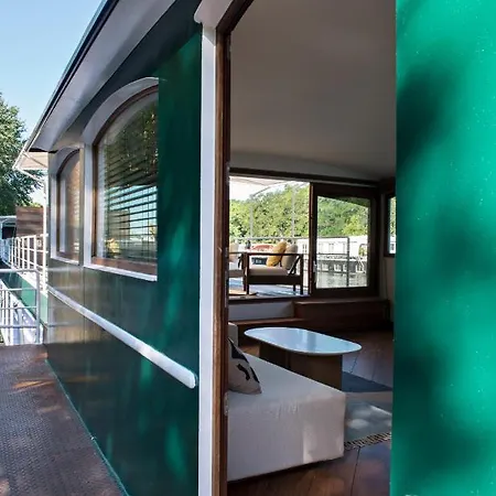 Escale Sur Seine 5* Paris